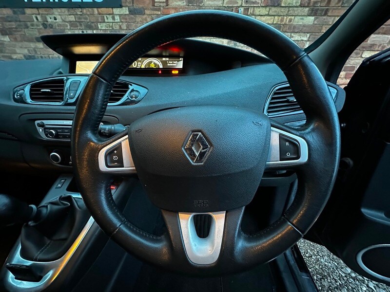 Used Renault Scenic 2012 for sale - 77845692: Photo 15