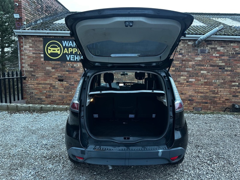 Used Renault Scenic 2012 for sale - 77845692: Photo 8