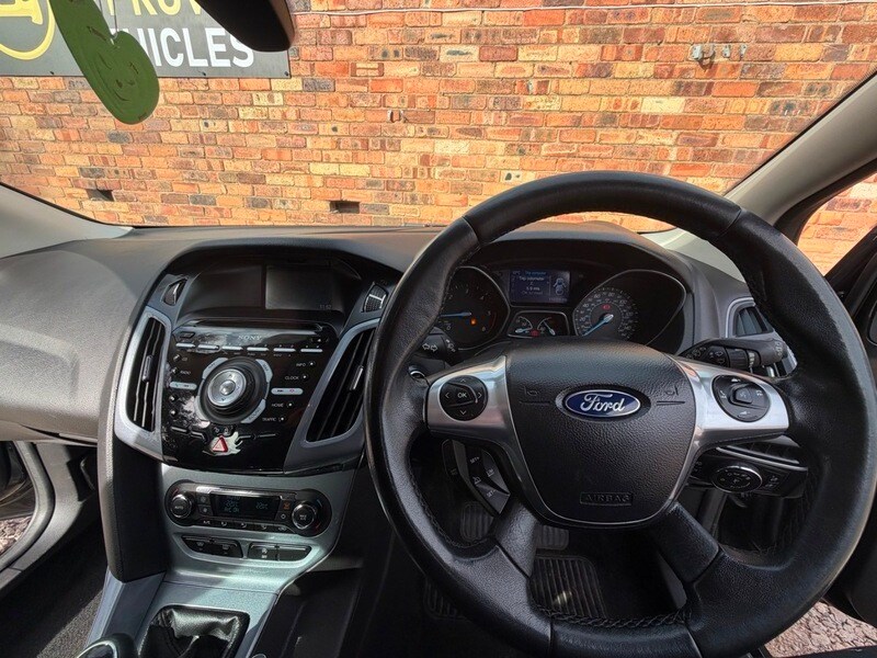 Used Ford Focus 2014 for sale - 77845700: Photo 12