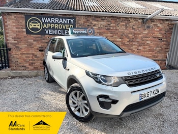 Used Land Rover Discovery Sport 2017 for sale - 79385663: Photo