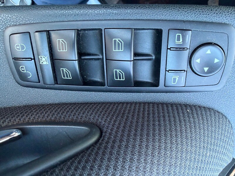 Used Mercedes-Benz B Class 2010 for sale - 77937542: Photo 20