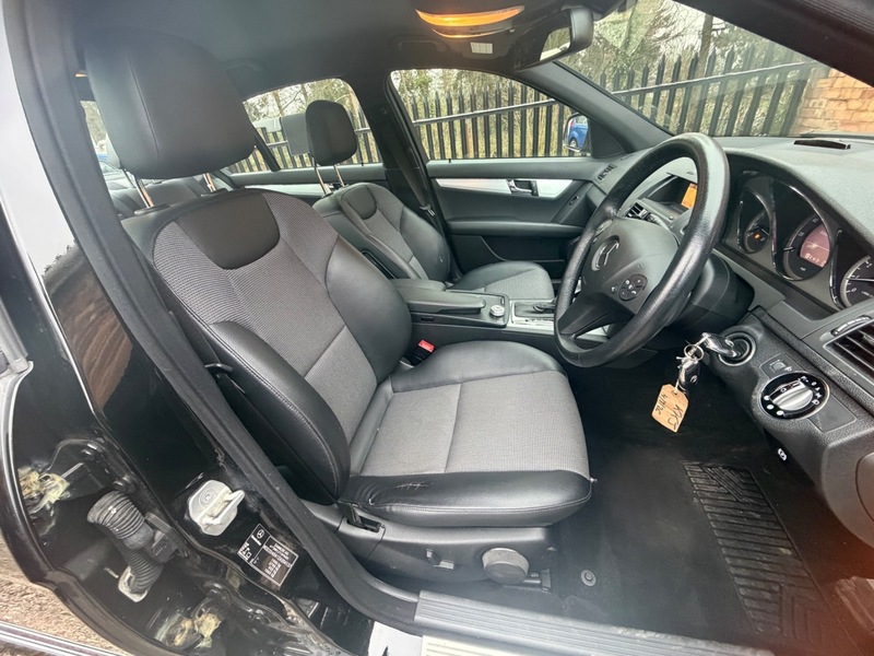 Used Mercedes-Benz C Class 2008 for sale - 77845698: Photo 13