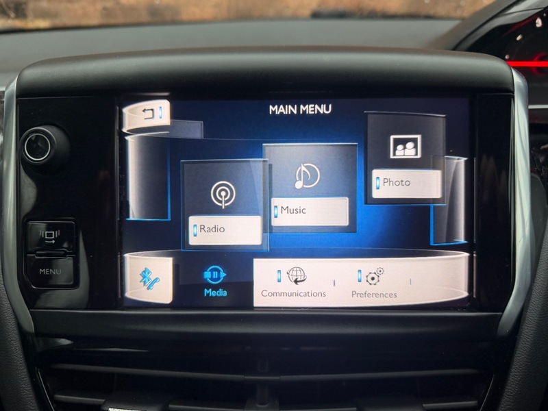 Used Peugeot 208 2012 for sale - 78018041: Photo 19