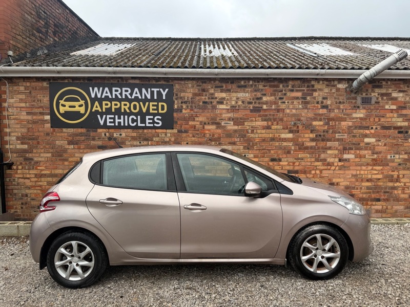 Used Peugeot 208 2012 for sale - 78018041: Photo 4