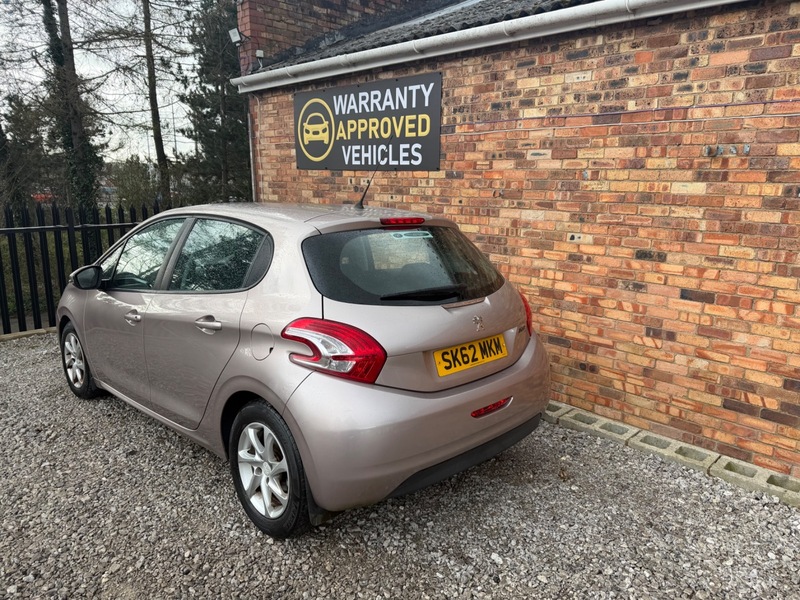 Used Peugeot 208 2012 for sale - 78018041: Photo 7