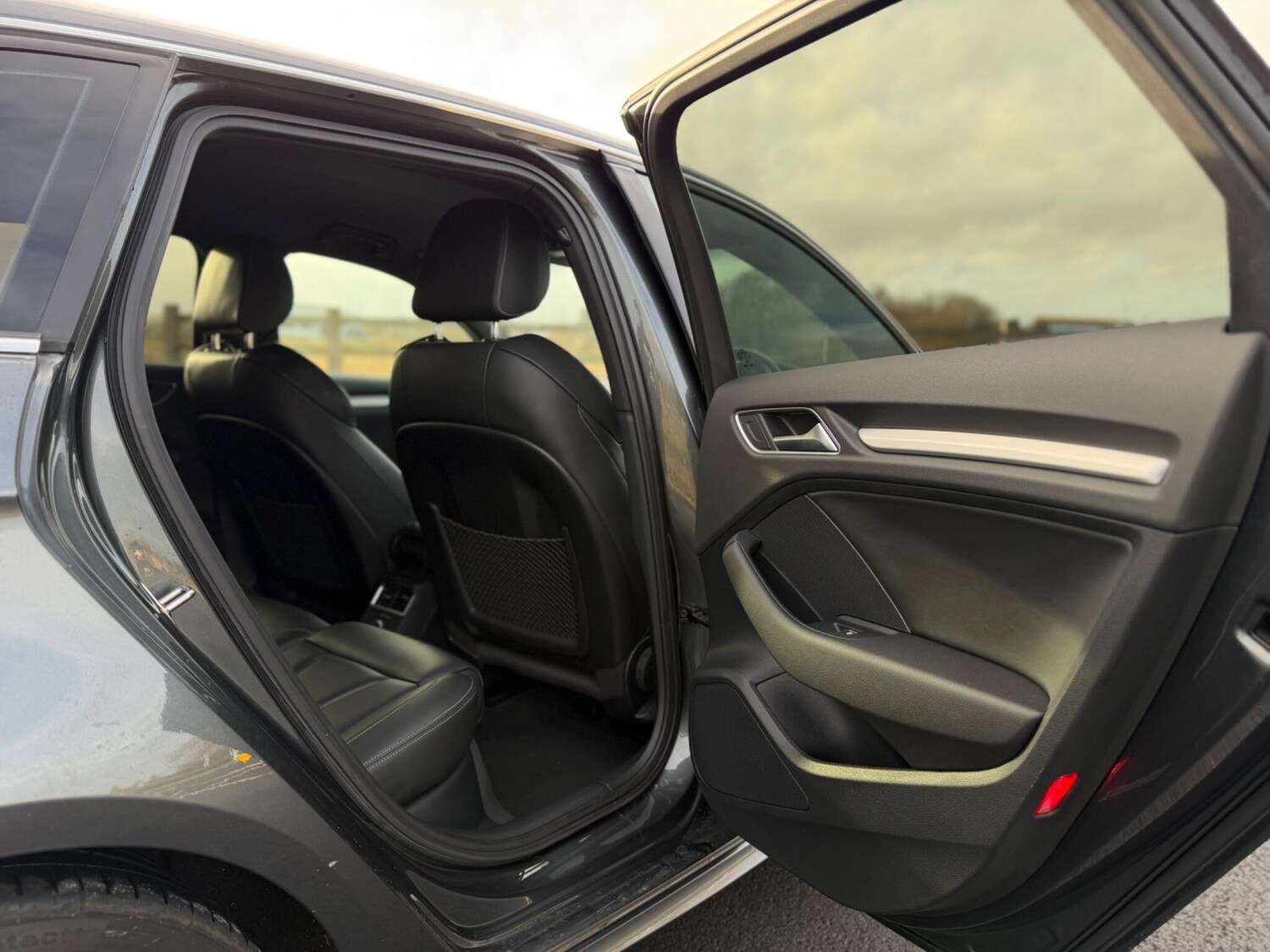 Used Audi A3 2017 for sale - 77363774: Photo 15