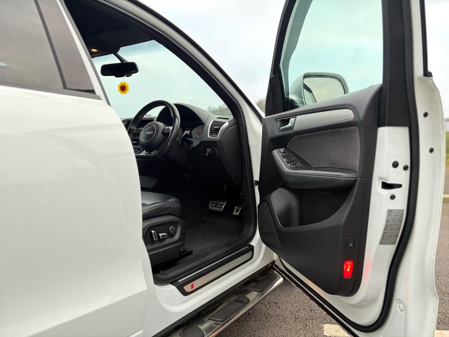 Used Audi SQ5 for sale - 77823865: Photo 11