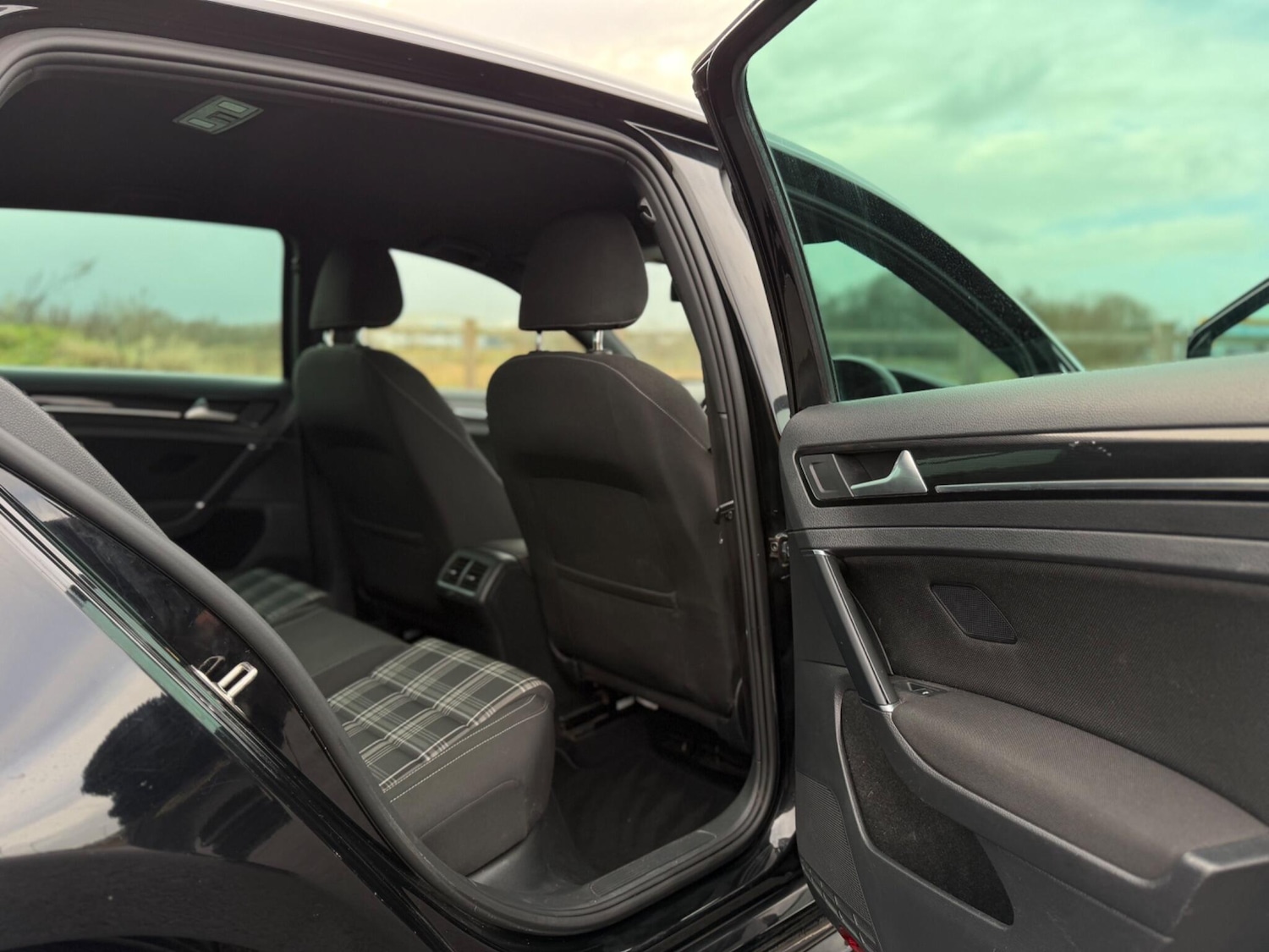 Used Volkswagen Golf 2016 for sale - 77363769: Photo 14