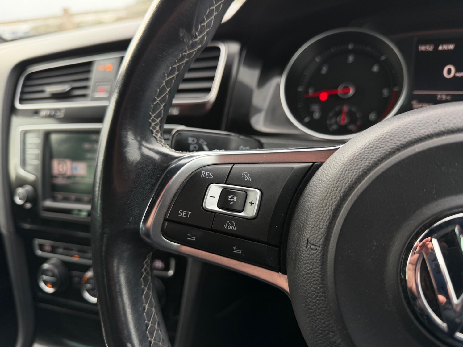 Used Volkswagen Golf 2016 for sale - 77363769: Photo 19