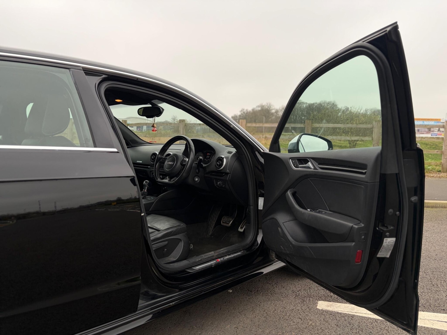 Used Audi A3 2014 for sale - 77823788: Photo 11