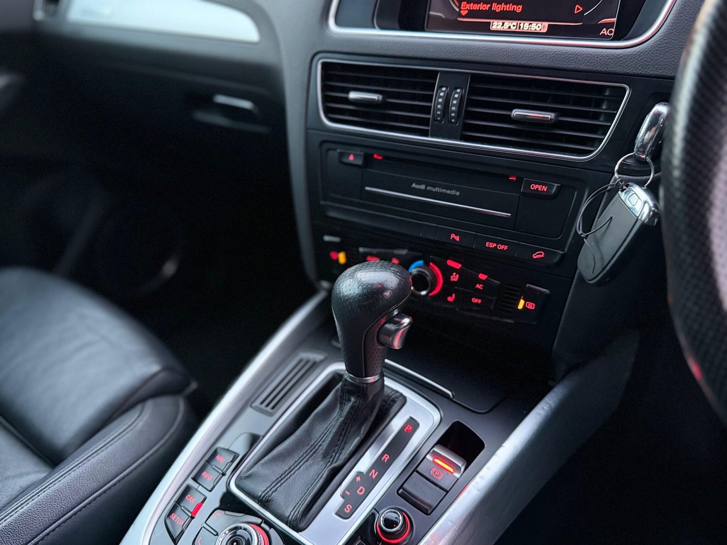 Used Audi Q5 2009 for sale - 77363776: Photo 18