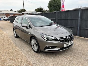 2016 (66) - 1.4T 16V 150 Elite Nav 5dr Auto