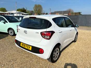 Used Hyundai i10 2018 for sale - 70441975: Photo