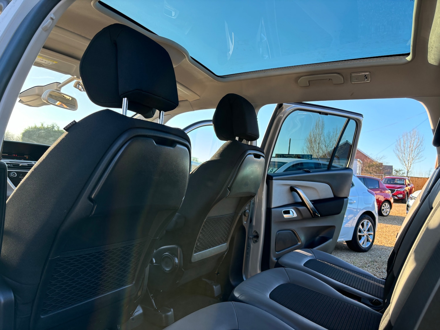 Used Citroen C4 Grand Picasso 2018 for sale - 77053548: Photo 16