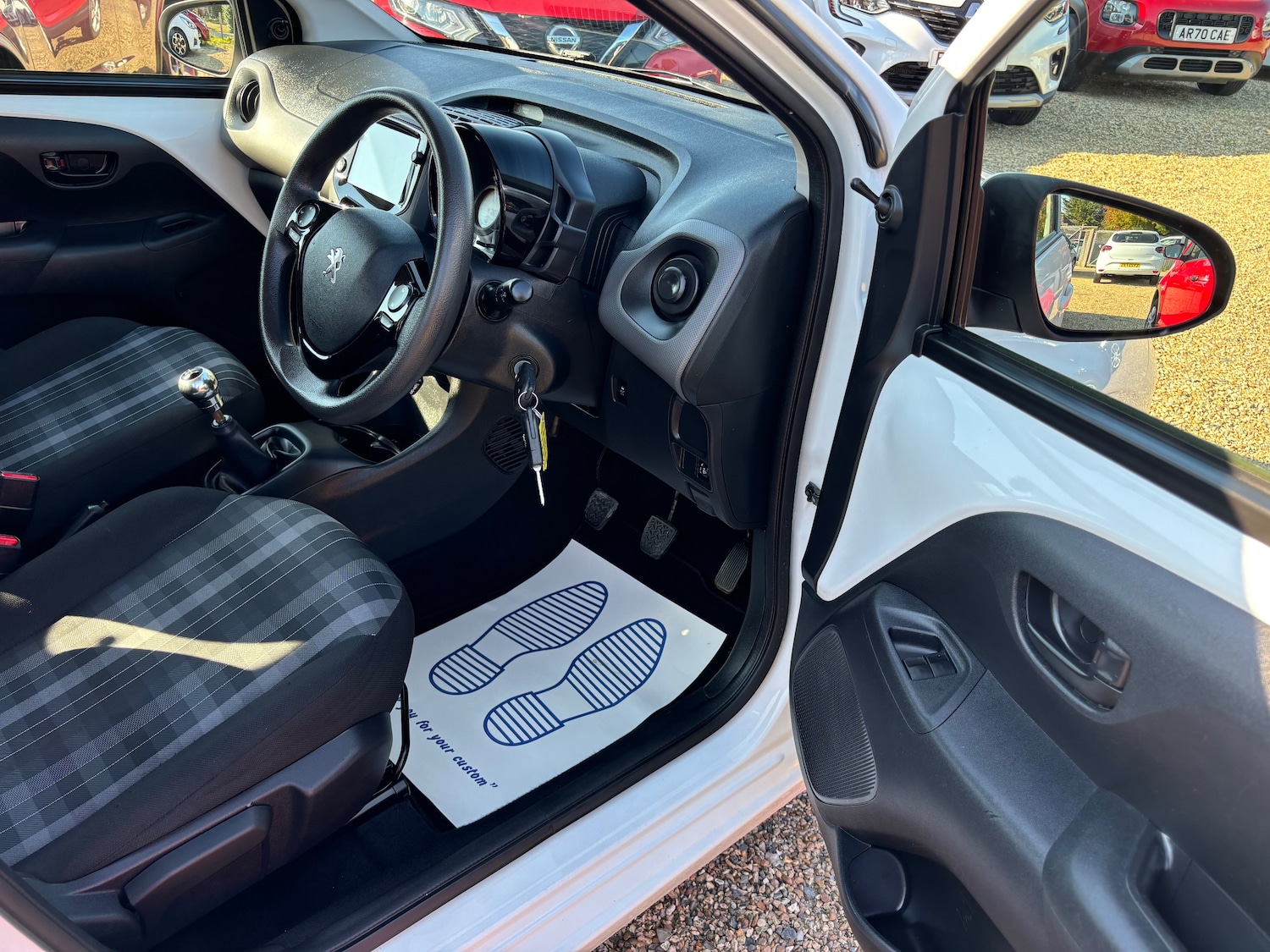 Used Peugeot 108 2018 for sale - 76040551: Photo 15