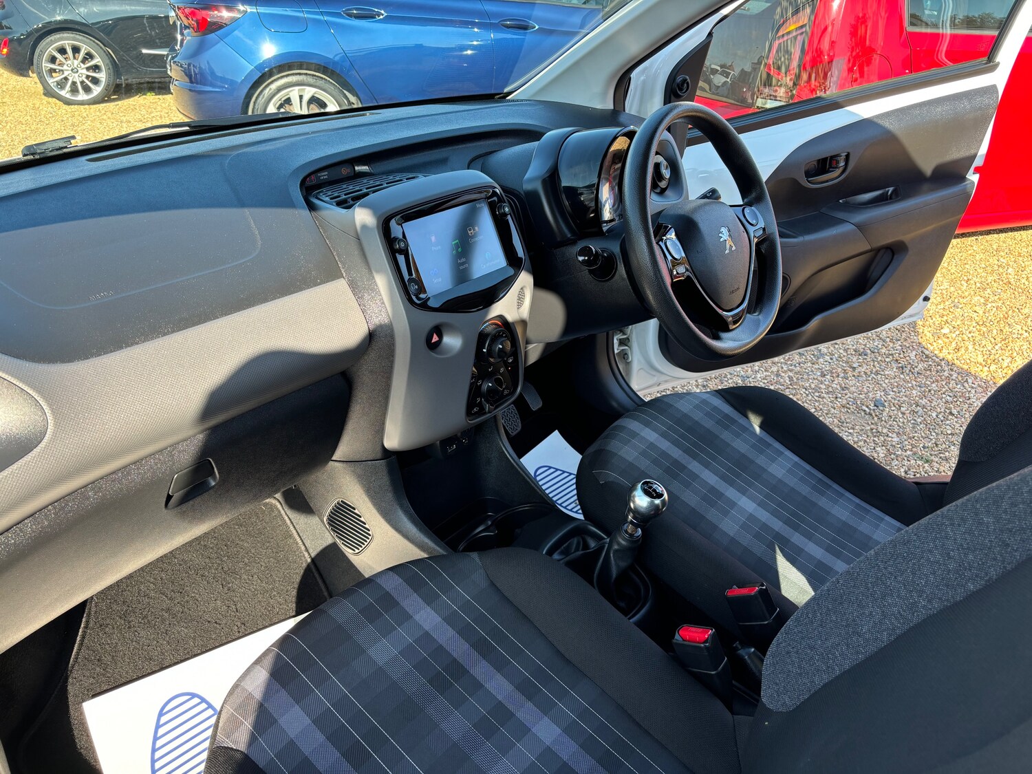 Used Peugeot 108 2018 for sale - 76040551: Photo 28