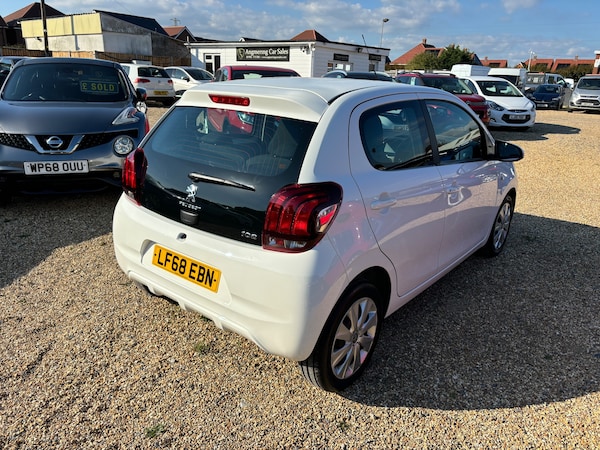 Used Peugeot 108 2018 for sale - 76040551: Photo 2
