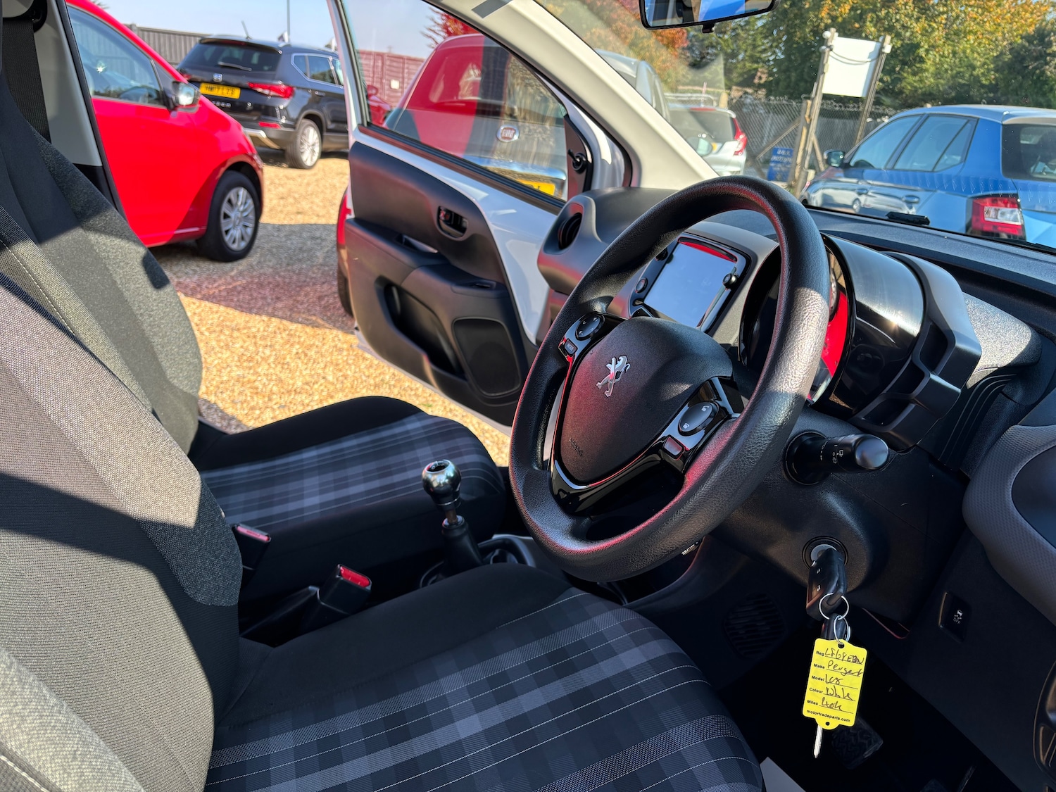 Used Peugeot 108 2018 for sale - 76040551: Photo 5