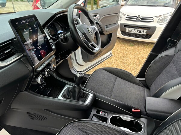 Used Renault Captur 2020 for sale - 74501911: Photo 35