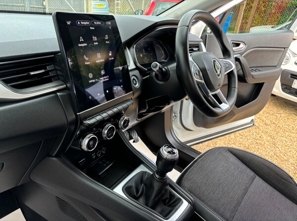 Used Renault Captur 2020 for sale - 74501911: Photo 36