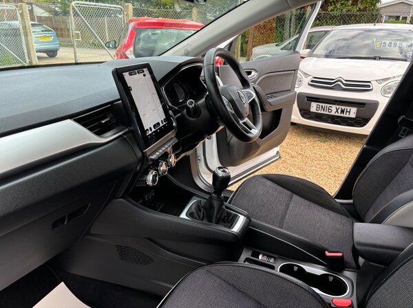 Used Renault Captur 2020 for sale - 74501911: Photo 40