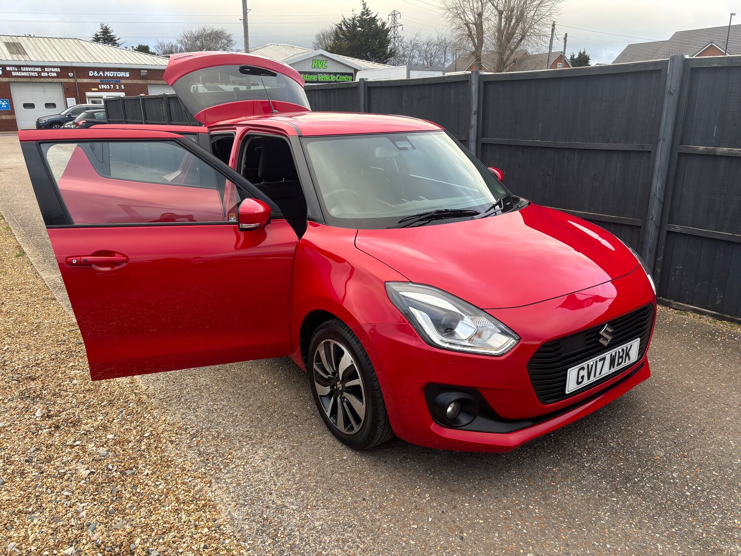 Used Suzuki Swift 2017 for sale - 77373129: Photo 10