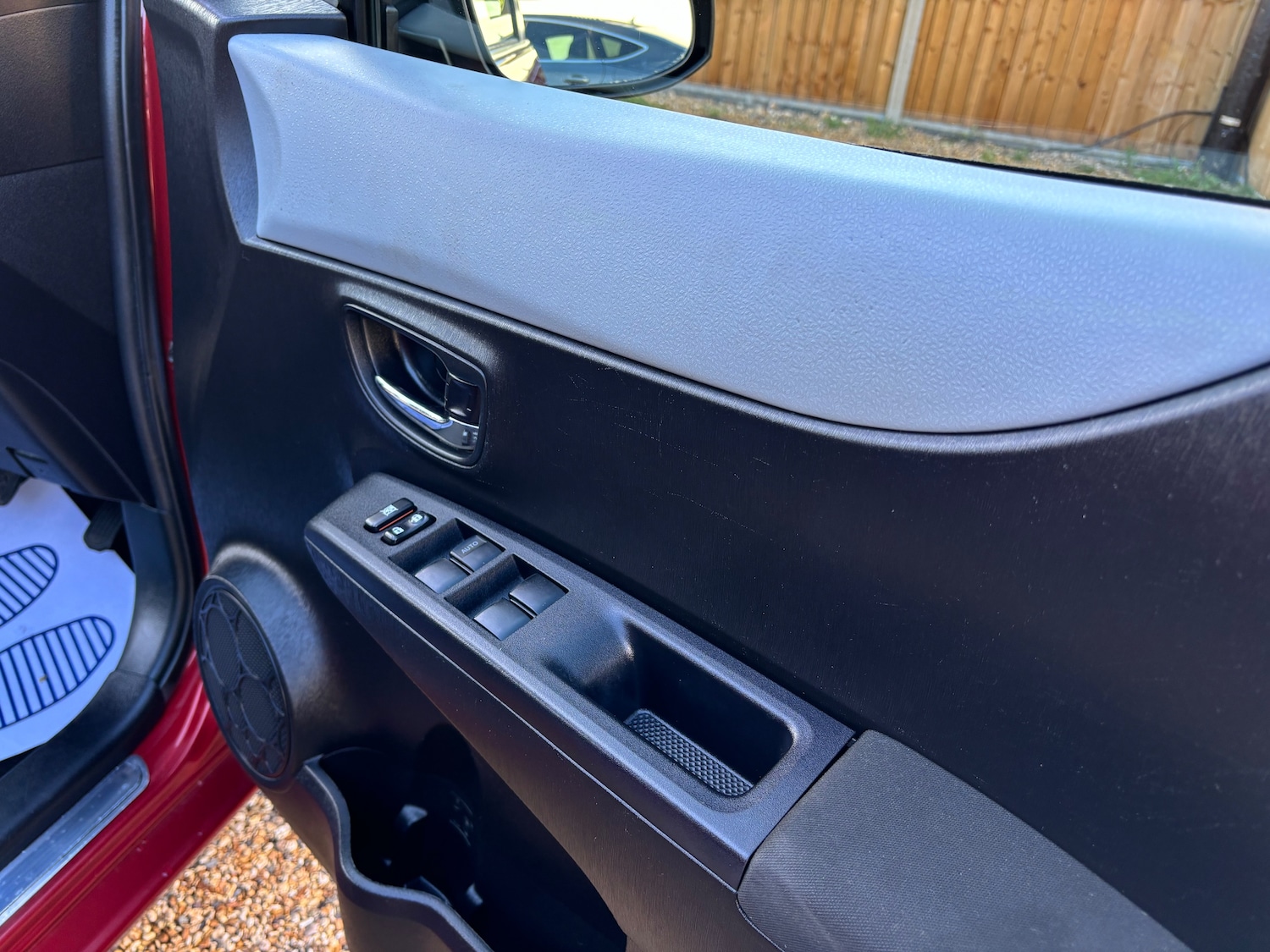 Used Toyota Yaris 2013 for sale - 76665396: Photo 13