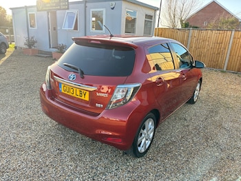 Used Toyota Yaris 2013 for sale - 76665396: Photo