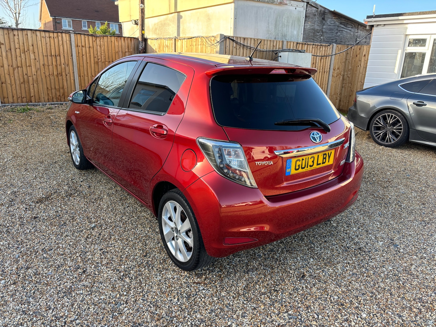 Used Toyota Yaris 2013 for sale - 76665396: Photo 3