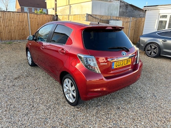 Used Toyota Yaris 2013 for sale - 76665396: Photo