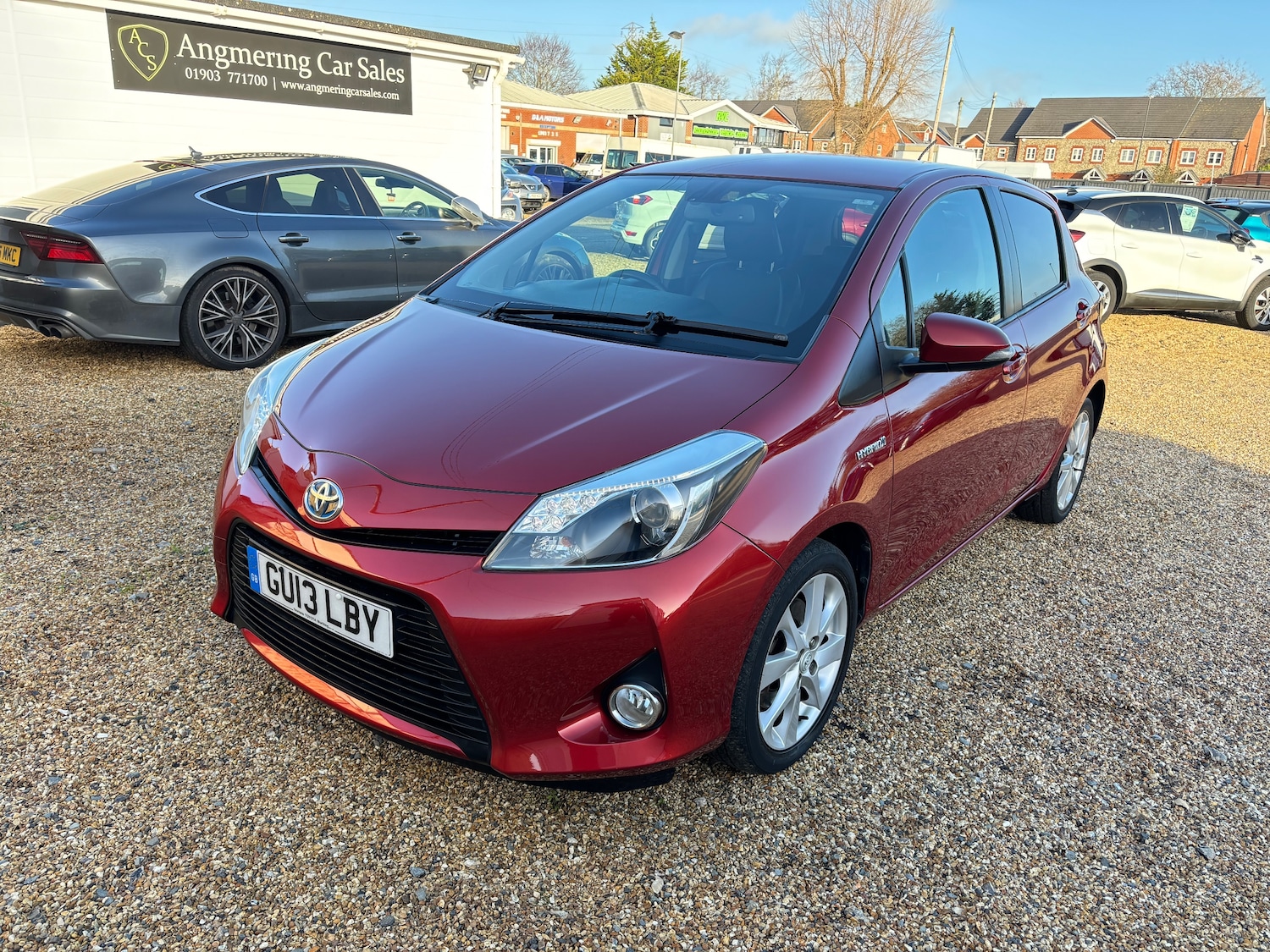 Used Toyota Yaris 2013 for sale - 76665396: Photo 4