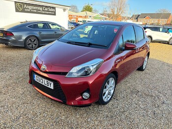 Used Toyota Yaris 2013 for sale - 76665396: Photo