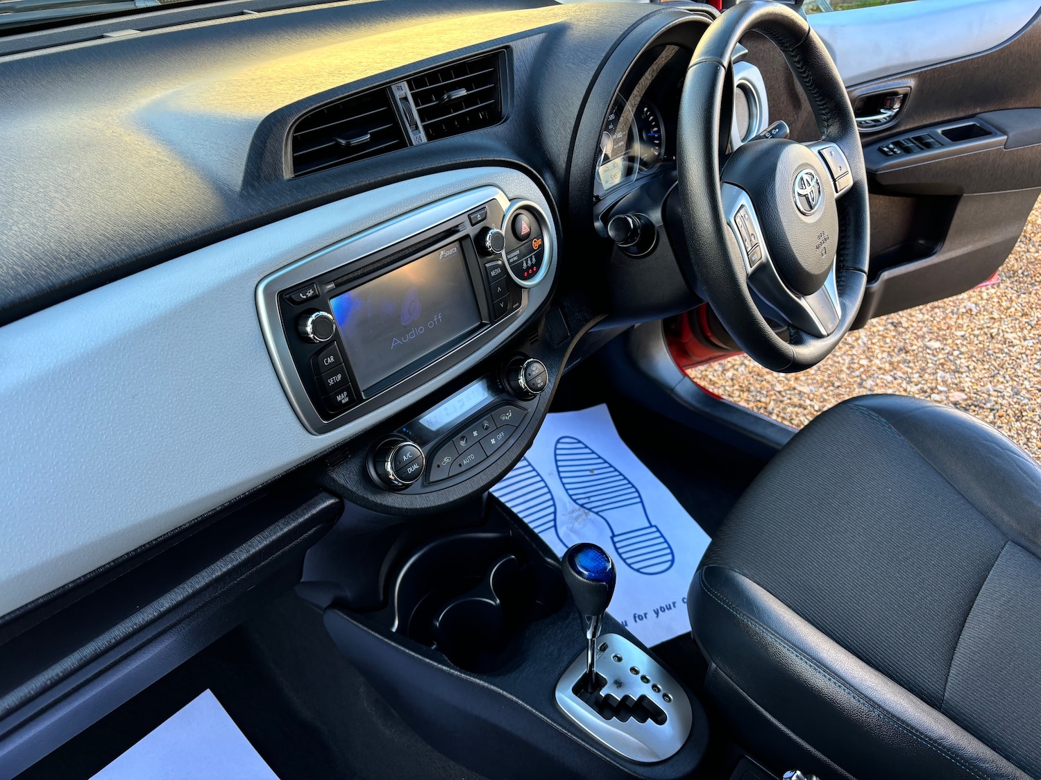 Used Toyota Yaris 2013 for sale - 76665396: Photo 8