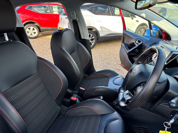 Used Peugeot 208 2018 for sale - 70862125: Photo 16