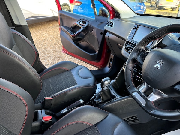 Used Peugeot 208 2018 for sale - 70862125: Photo 17
