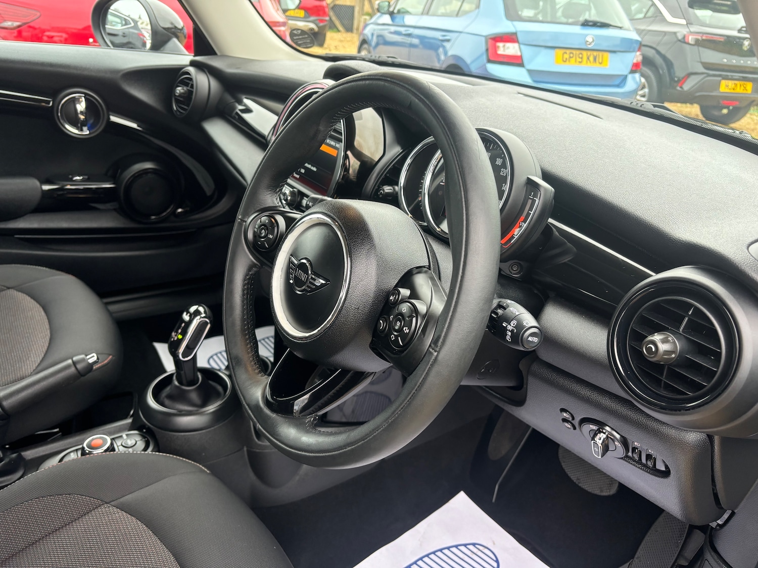 Used MINI Hatch 2018 for sale - 77457932: Photo 12