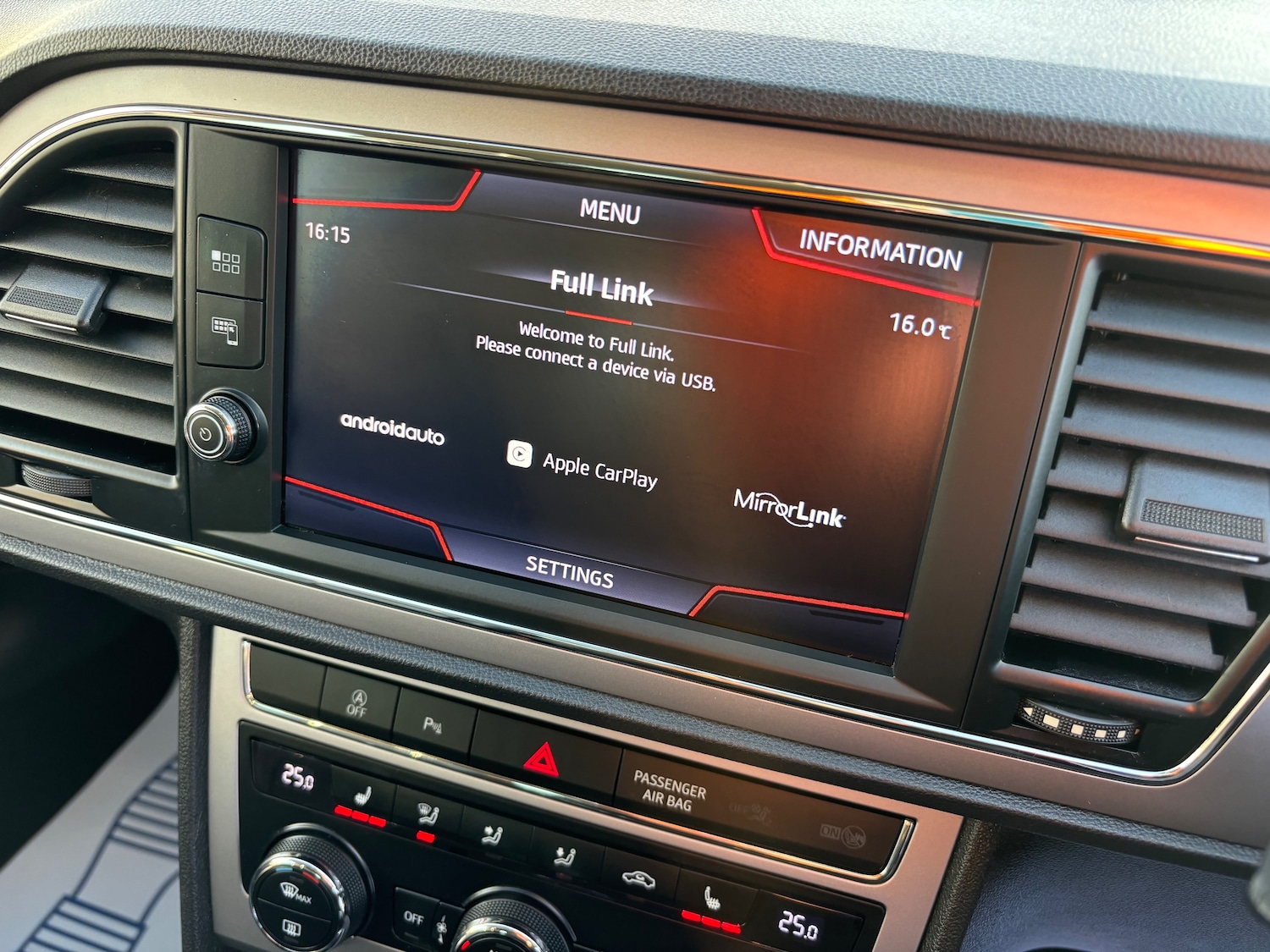 Used SEAT Leon 2018 for sale - 76351414: Photo 11