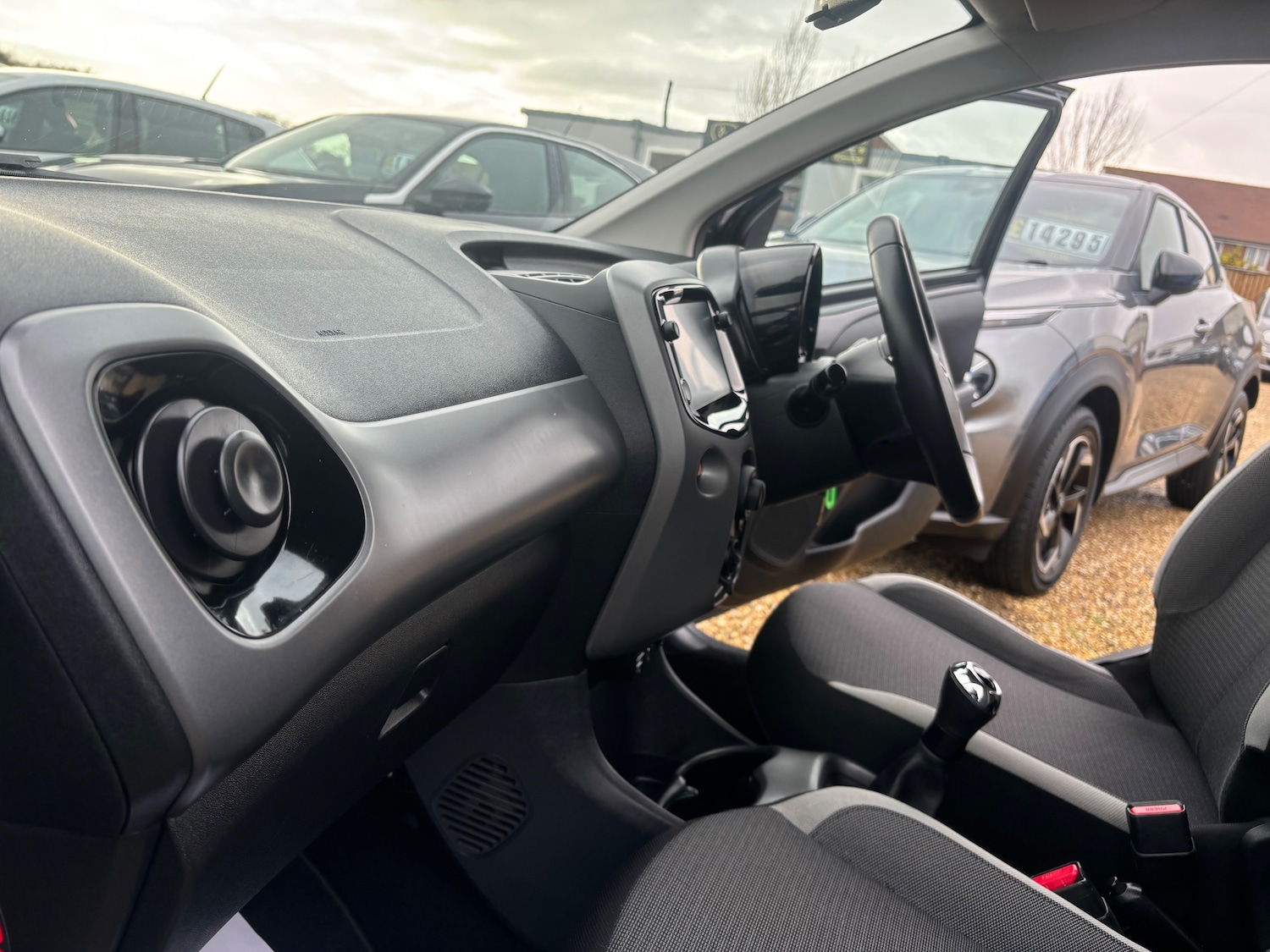 Used Toyota AYGO 2022 for sale - 77457939: Photo 28