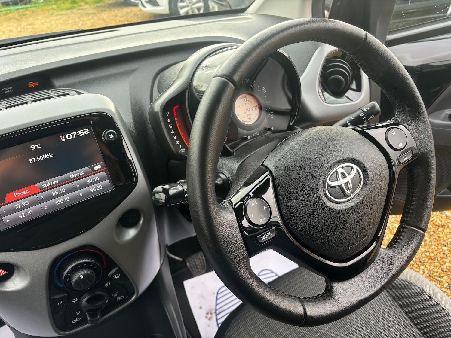 Used Toyota AYGO 2022 for sale - 77457939: Photo 32