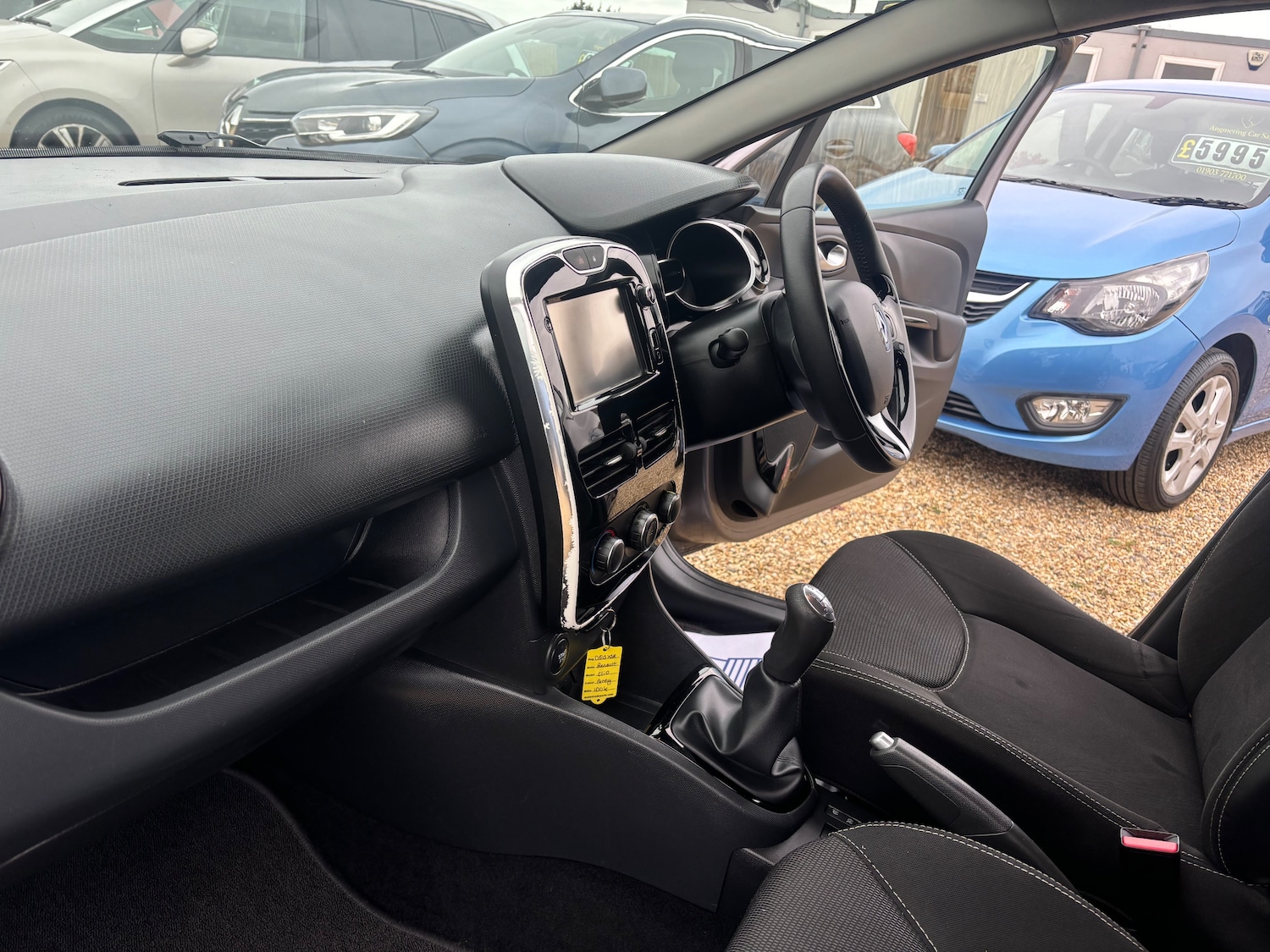 Used Renault Clio 2015 for sale - 78074848: Photo 12