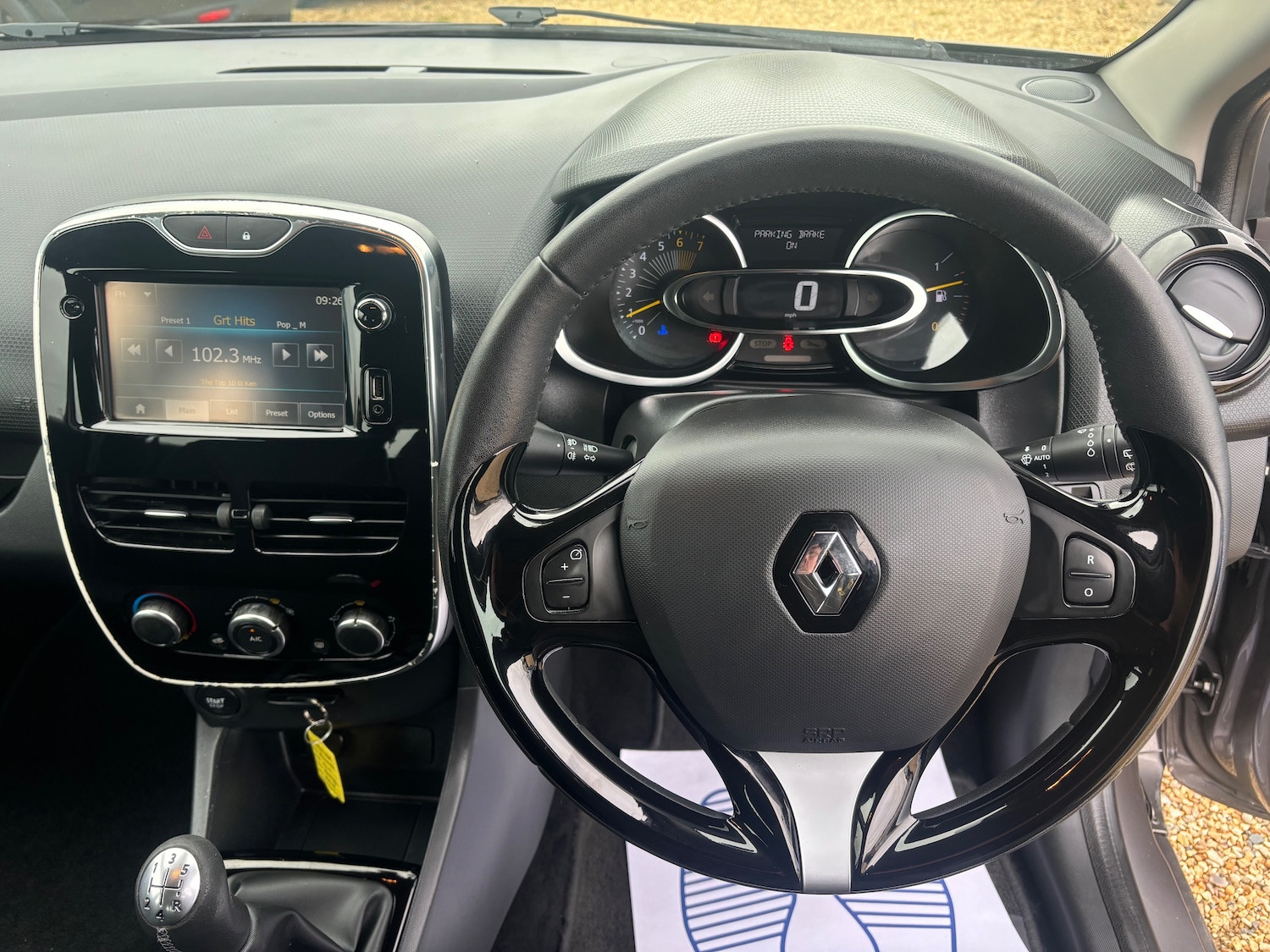 Used Renault Clio 2015 for sale - 78074848: Photo 8
