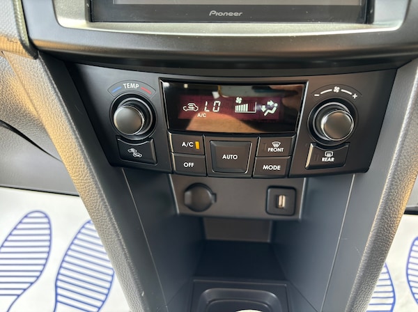 Used Suzuki Swift 2013 for sale - 75244725: Photo 23