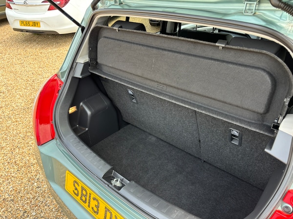 Used Suzuki Swift 2013 for sale - 75244725: Photo 44