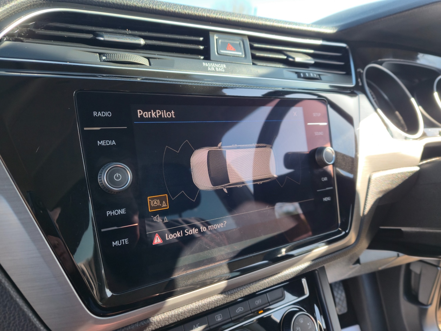 Used Volkswagen Touran 2018 for sale - 77890574: Photo 23