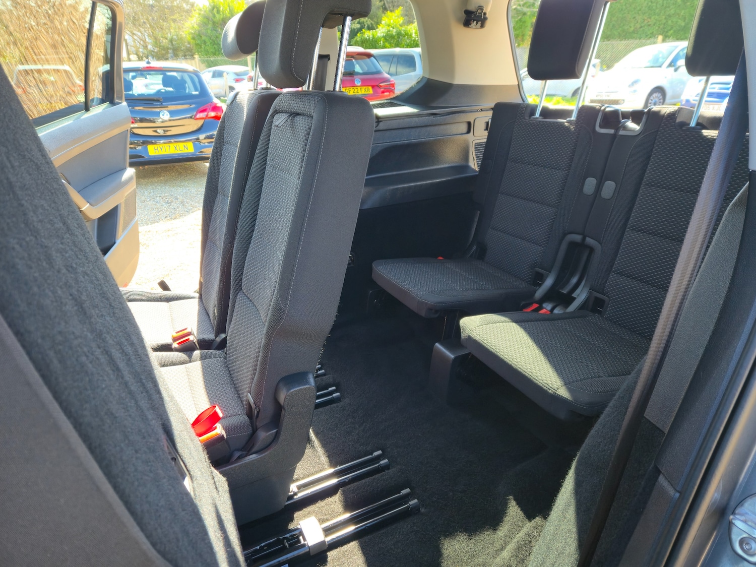 Used Volkswagen Touran 2018 for sale - 77890574: Photo 36