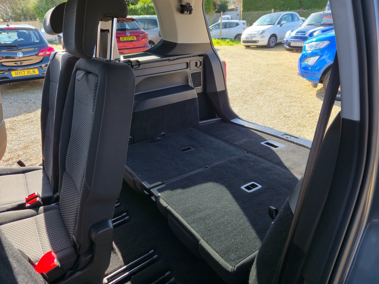 Used Volkswagen Touran 2018 for sale - 77890574: Photo 38