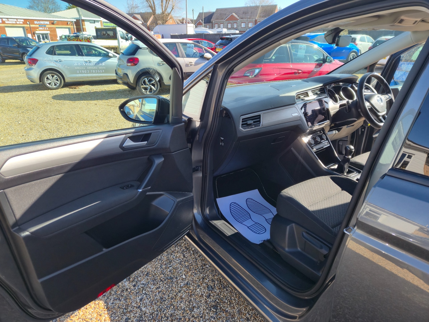 Used Volkswagen Touran 2018 for sale - 77890574: Photo 42