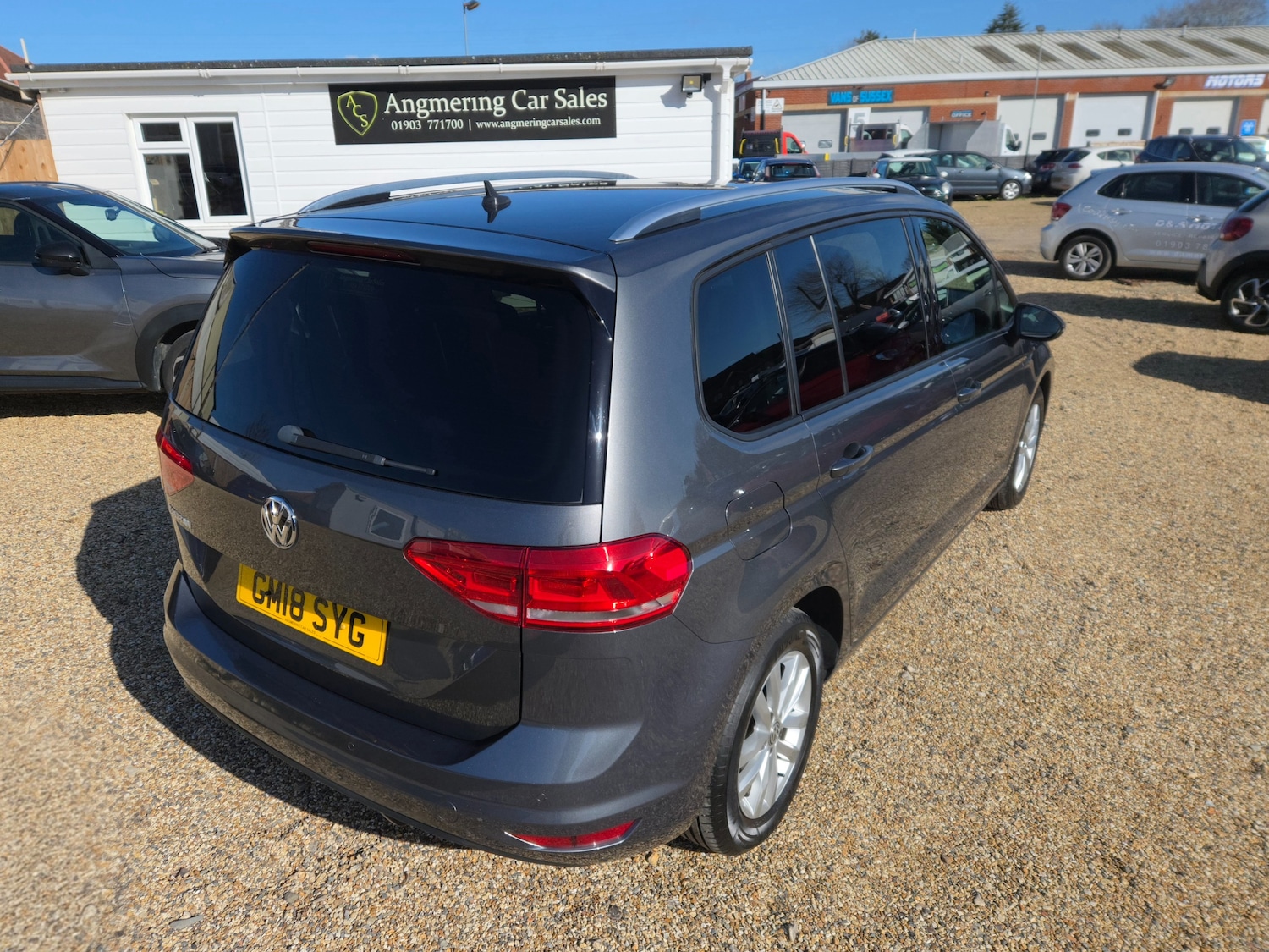 Used Volkswagen Touran 2018 for sale - 77890574: Photo 6