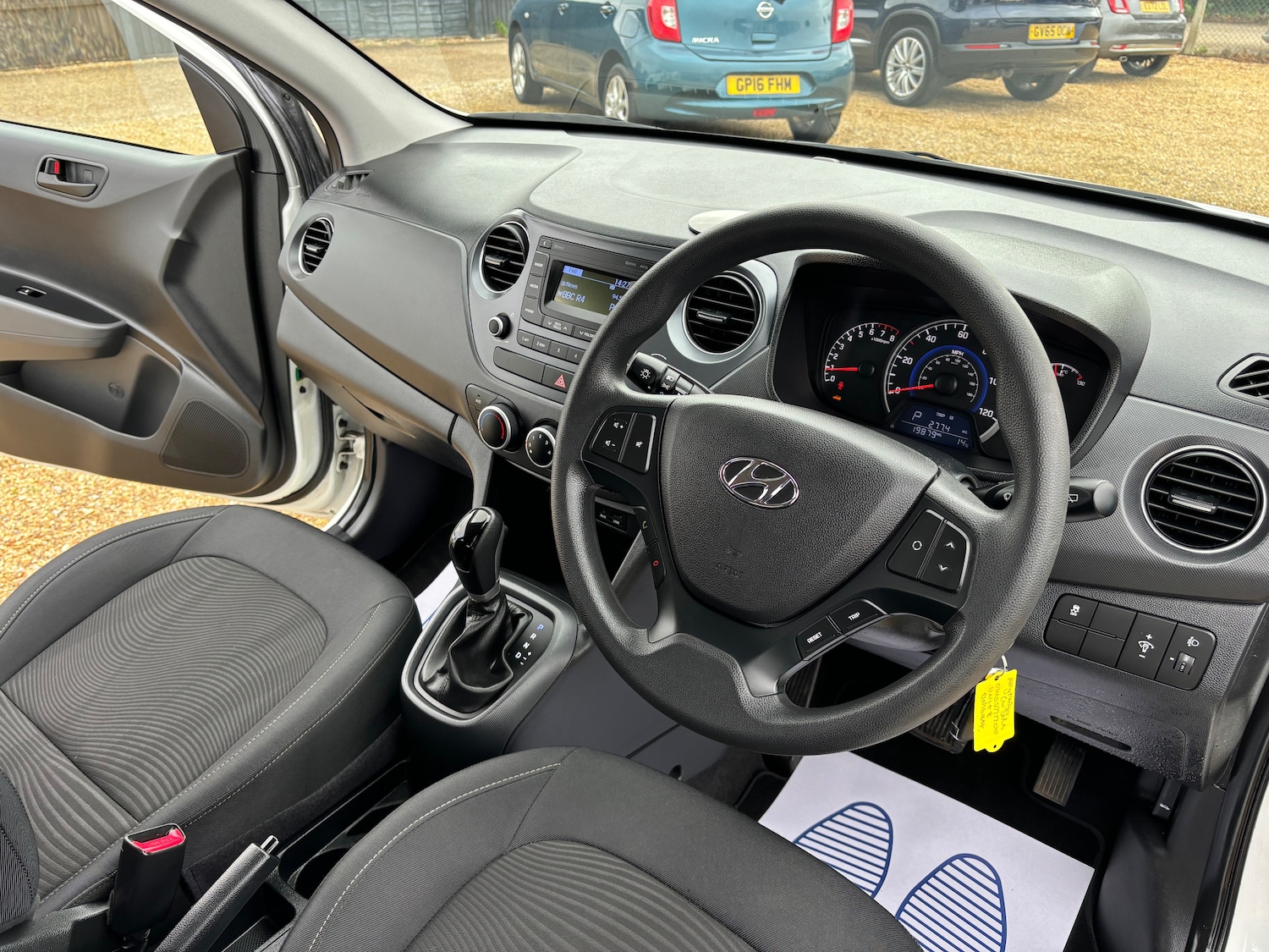 Used Hyundai i10 2018 for sale - 76357780: Photo 22