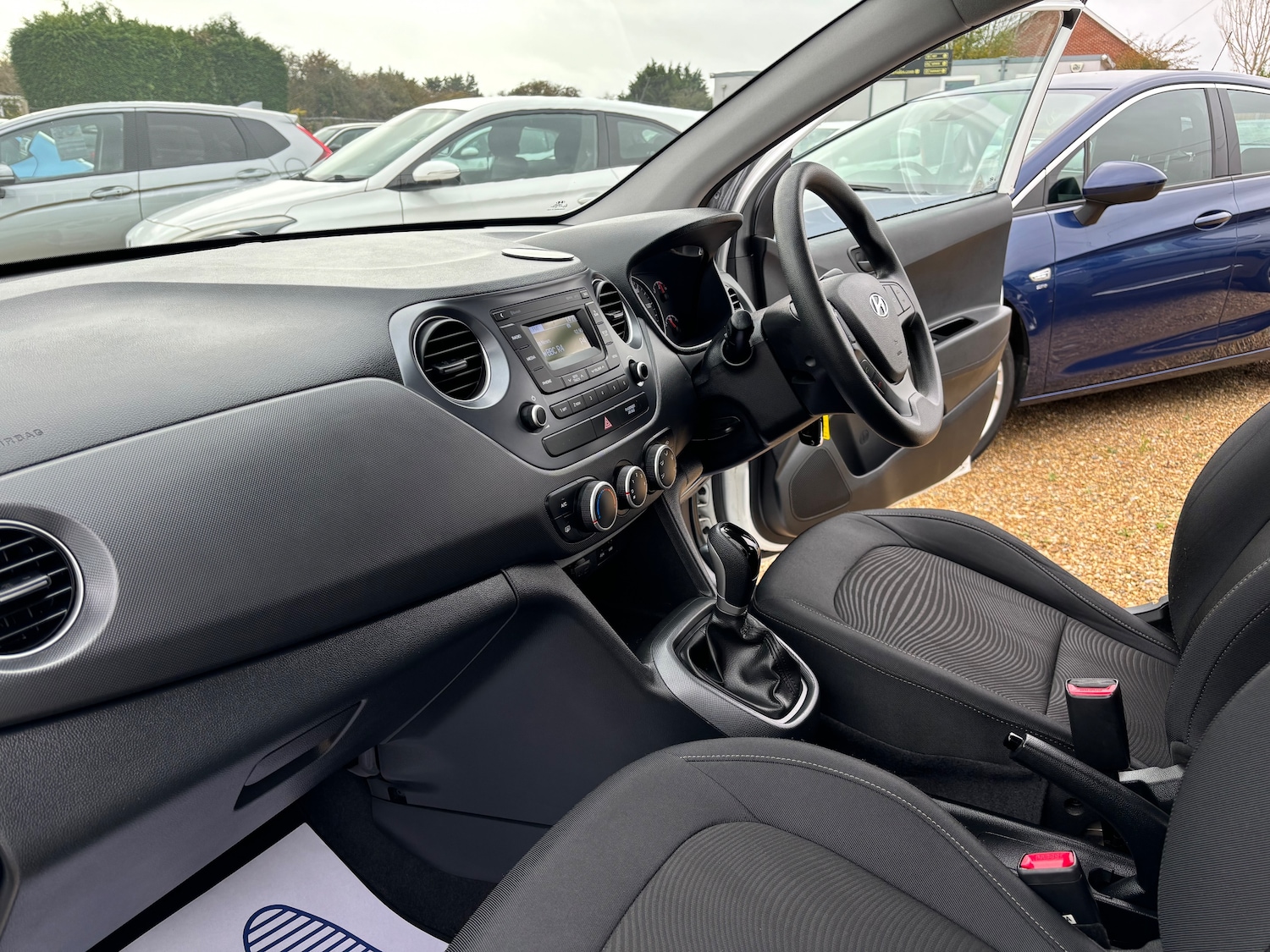Used Hyundai i10 2018 for sale - 76357780: Photo 27